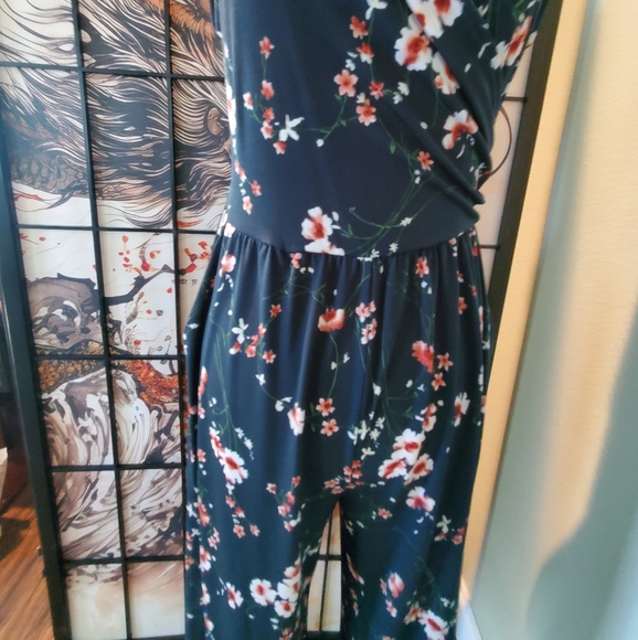 Women's capris jumpsuit with deep pockets Dark Green - Picture 3 of 6